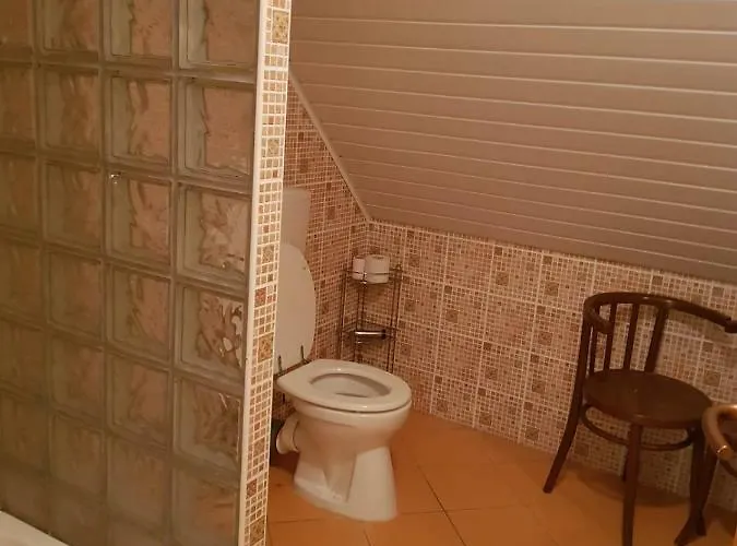 בית נופש Violet Holiday's House שיופוק